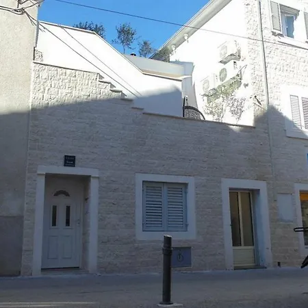 Downtown Luxury Apartman *